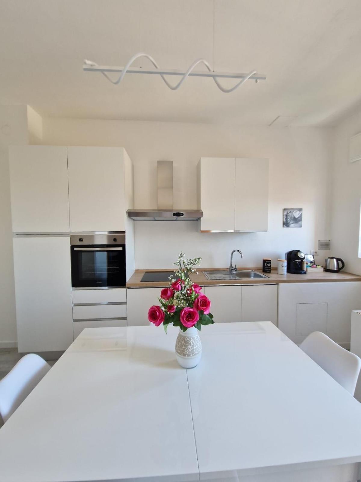 Residenza Luigio Apartment Verbania Exterior photo